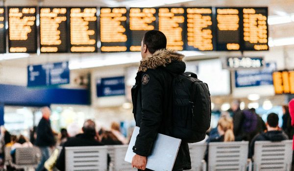 Visa de Residencia en Zona Franca de Dubái Guía Completa │ EXILLIUM