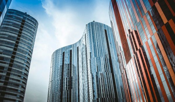 منطقة جبل علي الحرة (جافزا) – دليل شامل لكل ما تحتاج معرفته إكزيليوم